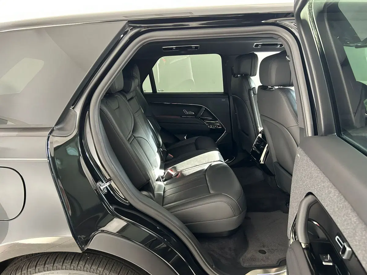 Land Rover Range Rover Sport usata a Ferrara (5)