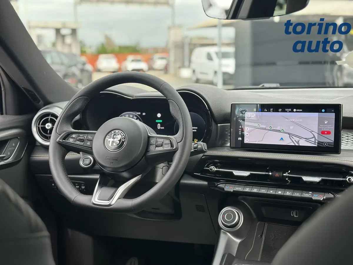 Alfa Romeo Tonale nuova a Torino (16)