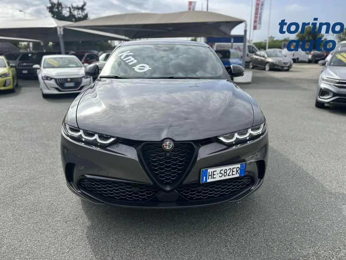 Alfa Romeo Tonale nuova a Torino (2)