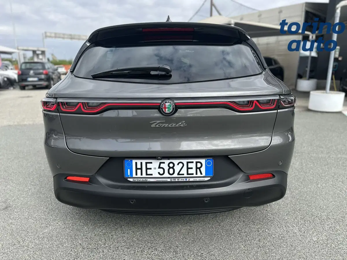 Alfa Romeo Tonale nuova a Torino (6)