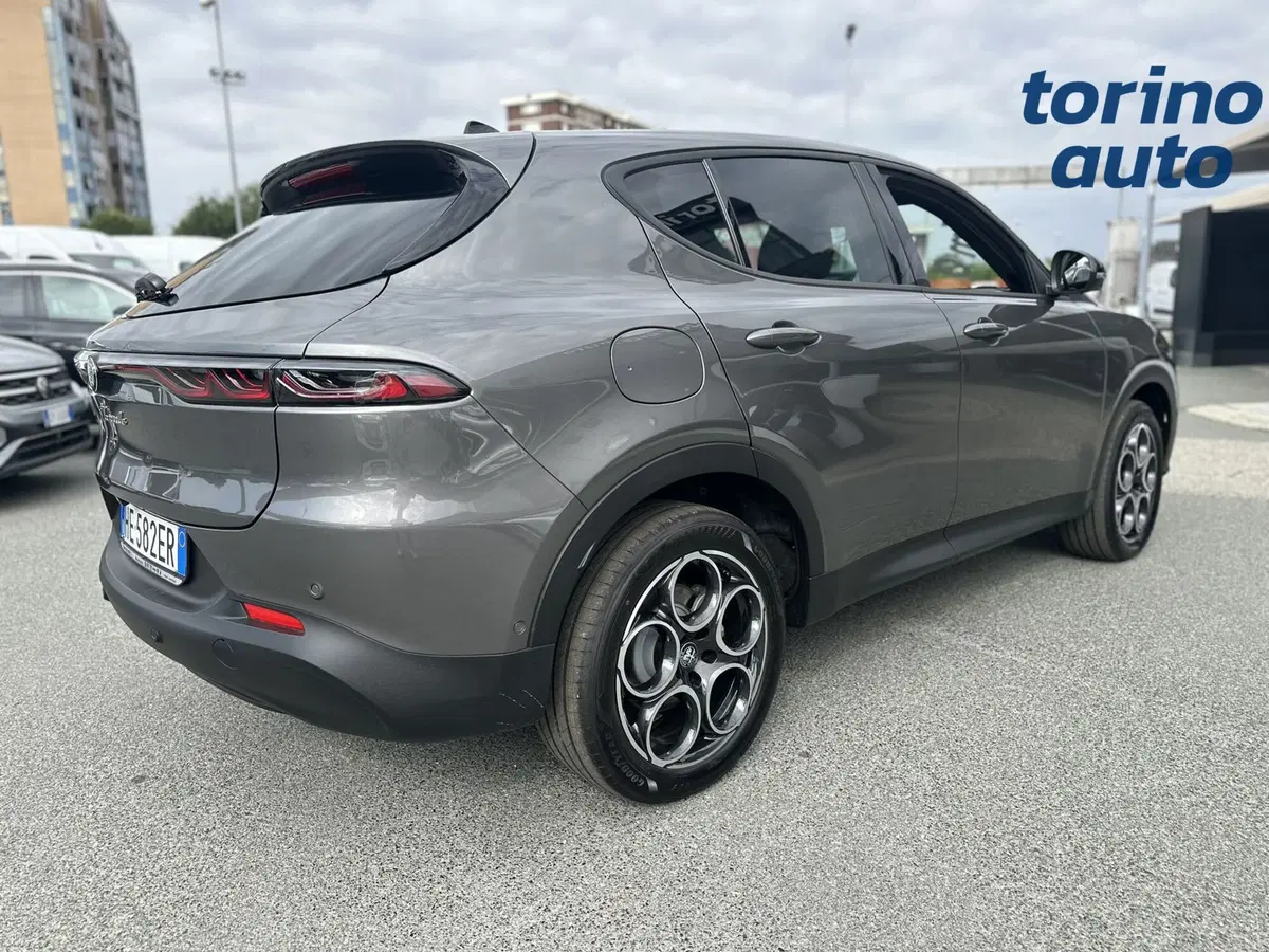 Alfa Romeo Tonale nuova a Torino (7)