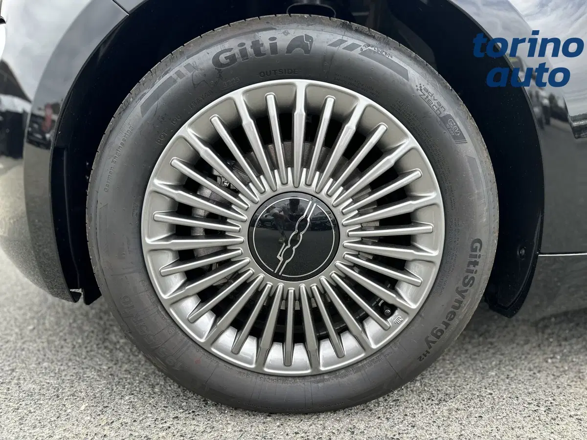 Fiat 500 nuova a Torino (9)