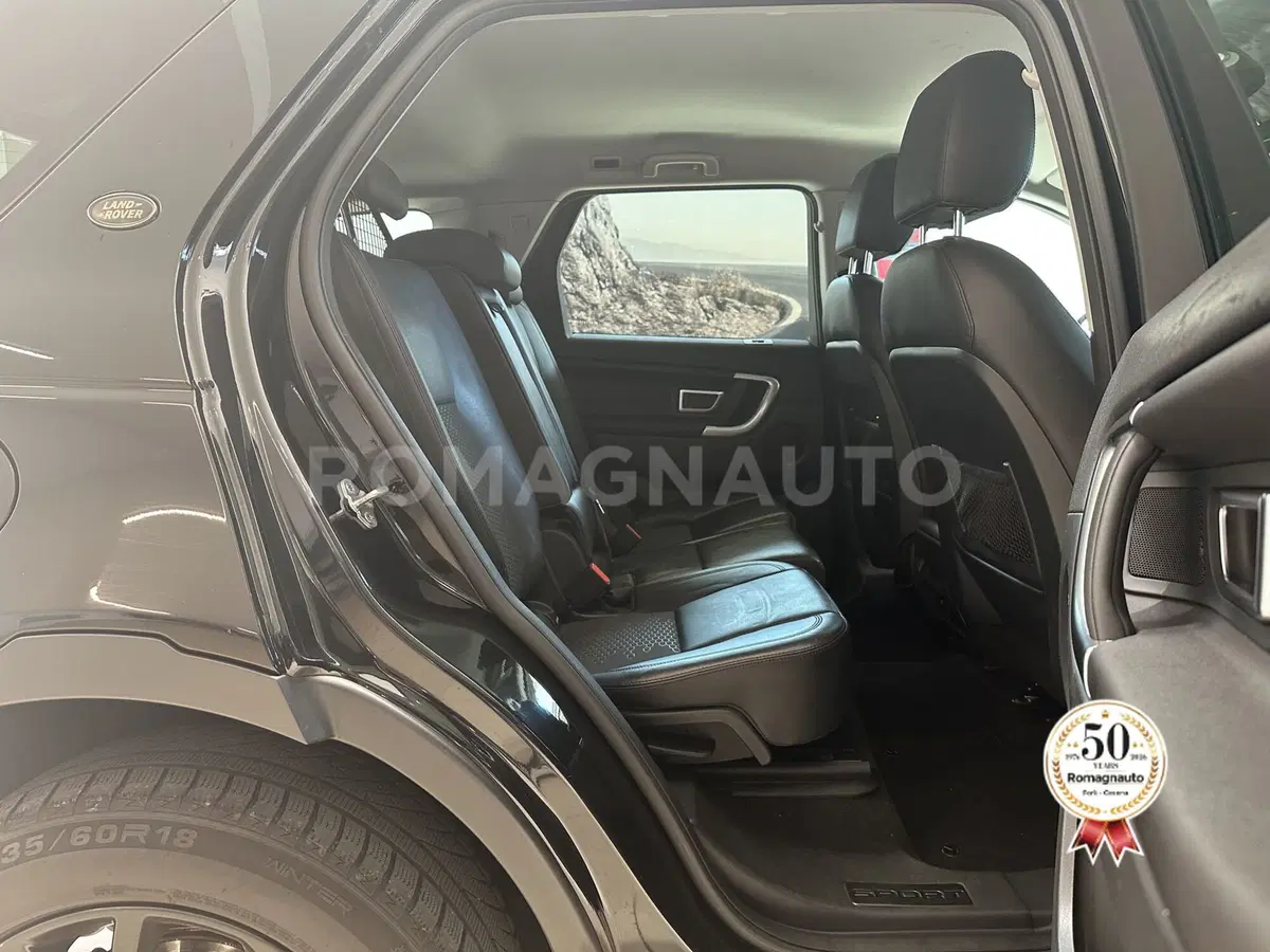 Land Rover Discovery Sport usata a Forlì-Cesena (11)