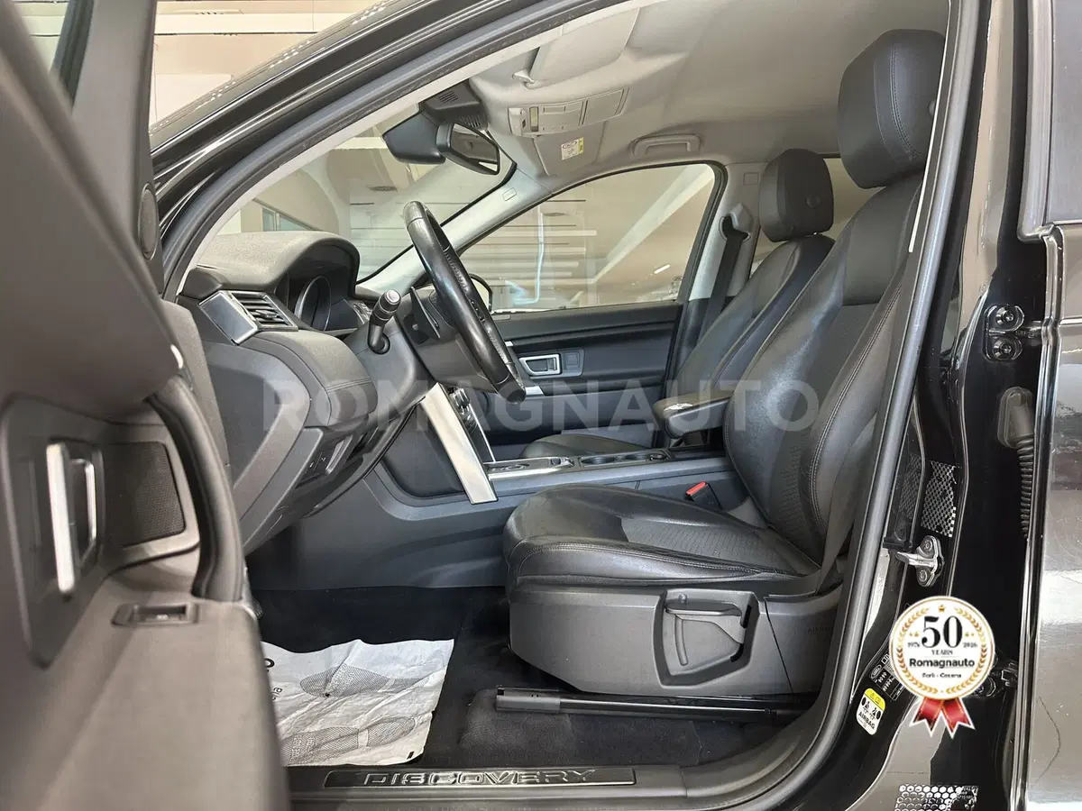 Land Rover Discovery Sport usata a Forlì-Cesena (14)