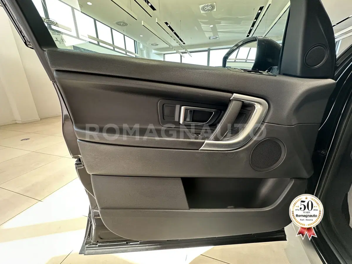 Land Rover Discovery Sport usata a Forlì-Cesena (15)