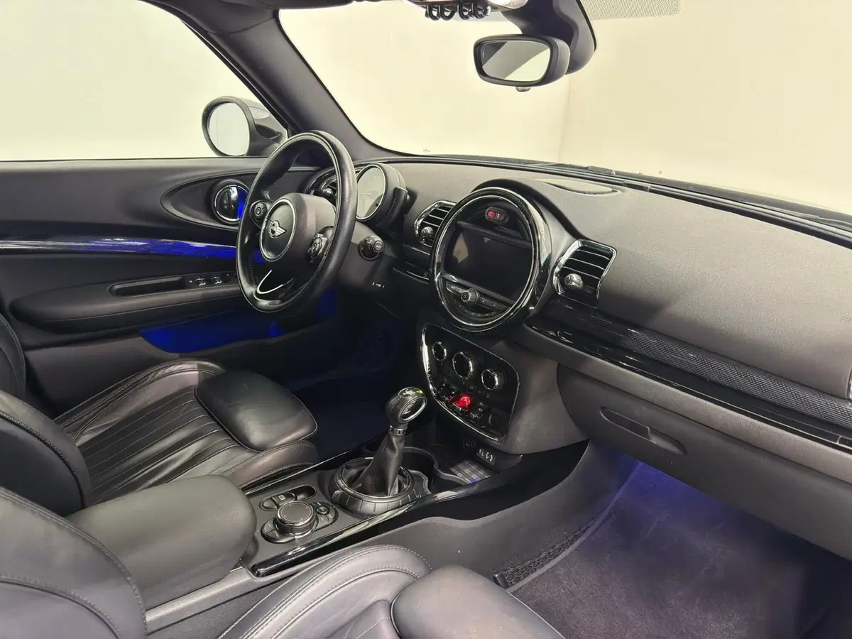 MINI Mini Clubman usata a Novara (11)