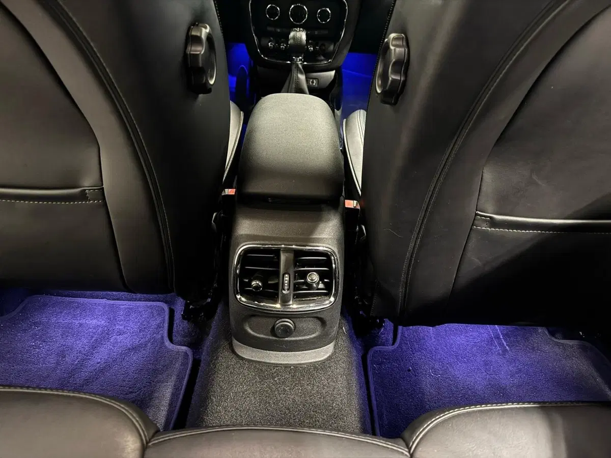 MINI Mini Clubman usata a Novara (12)