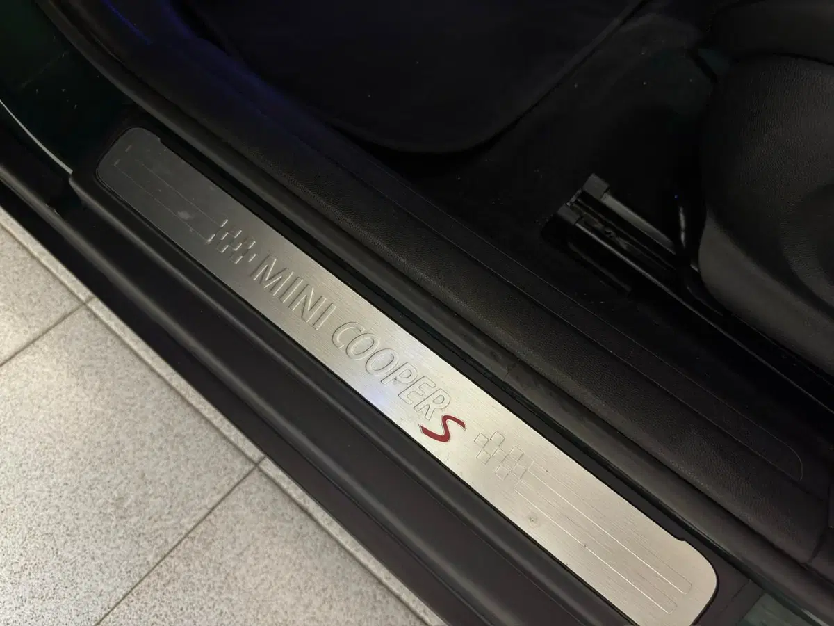 MINI Mini Clubman usata a Novara (18)
