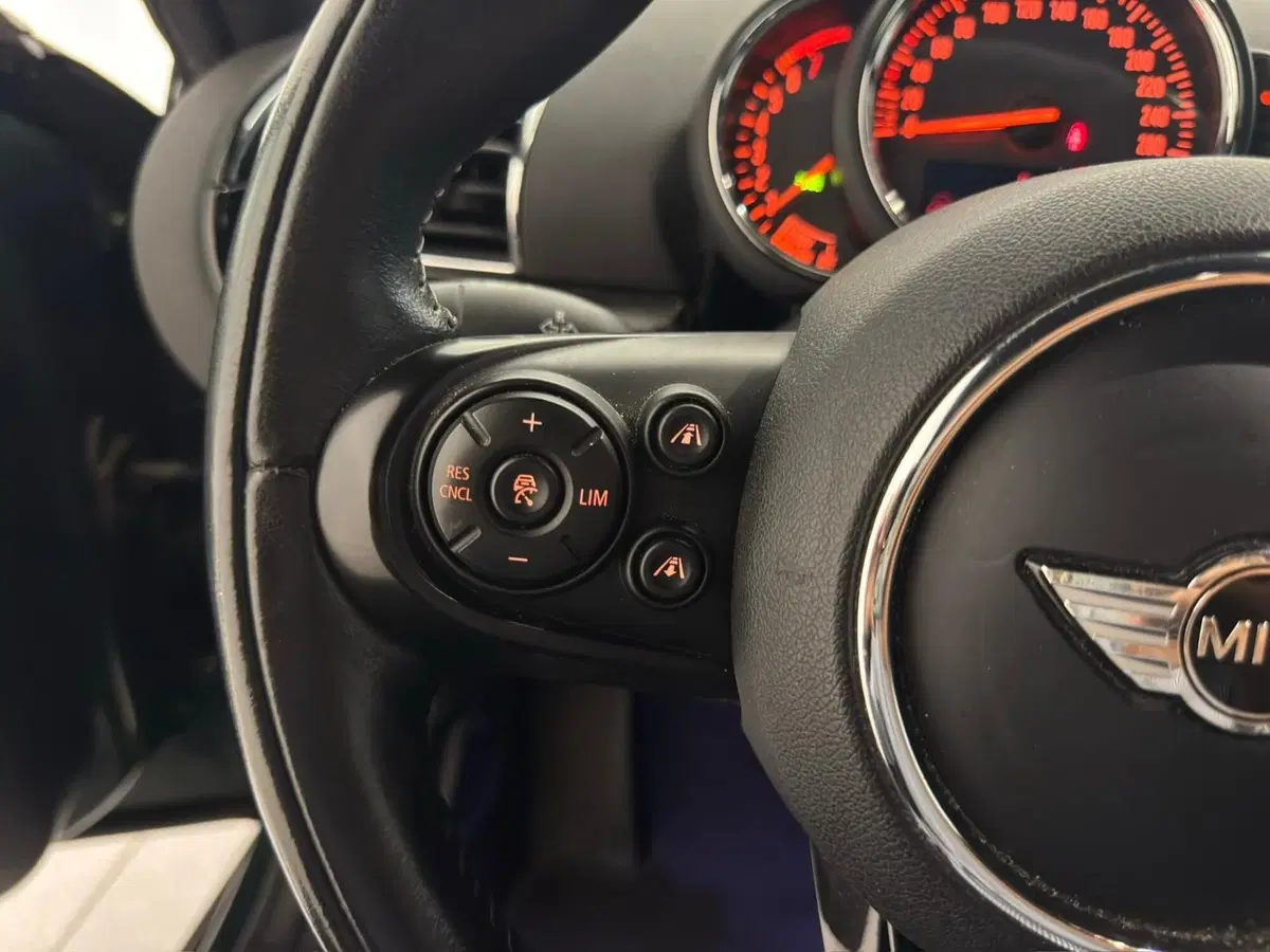 MINI Mini Clubman usata a Novara (20)