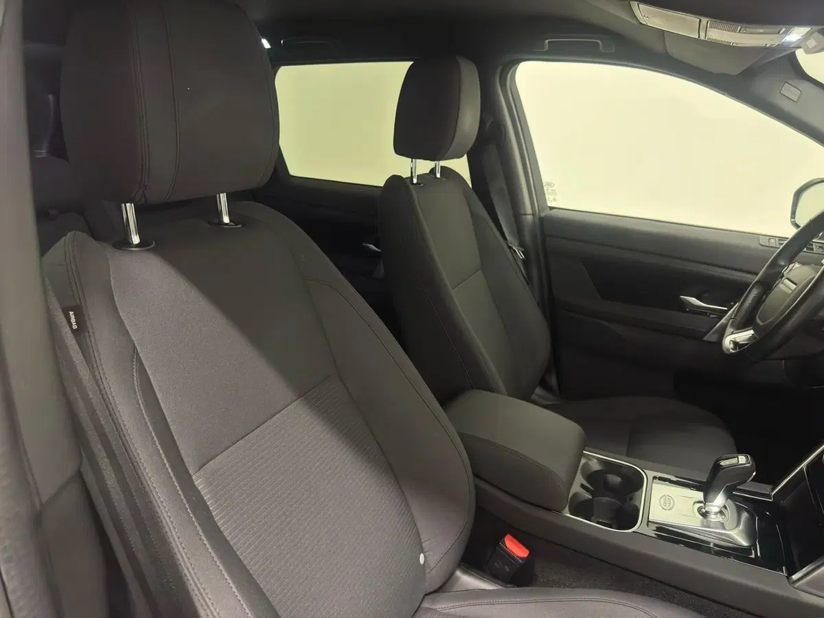 Land Rover Discovery Sport usata a Novara (12)