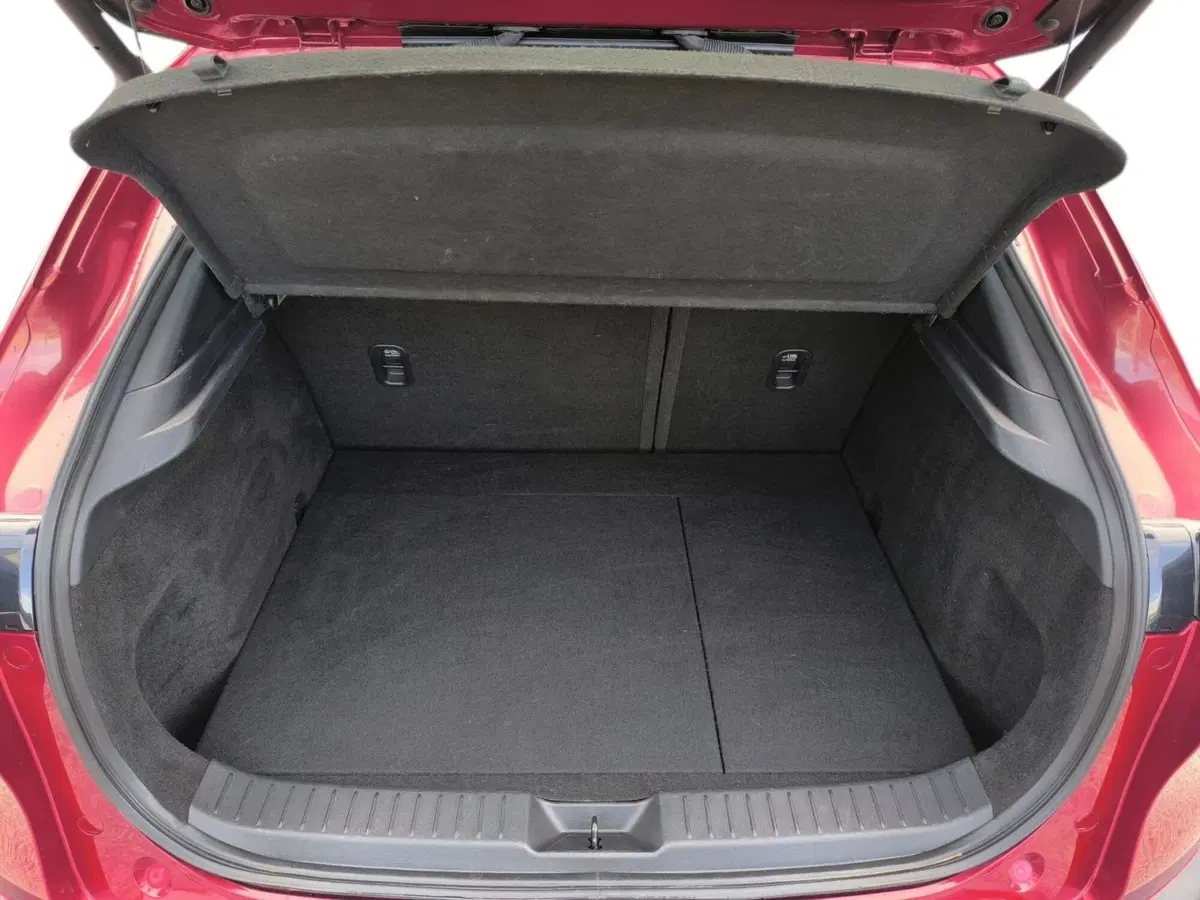 Mazda CX-30 usata a Udine (16)