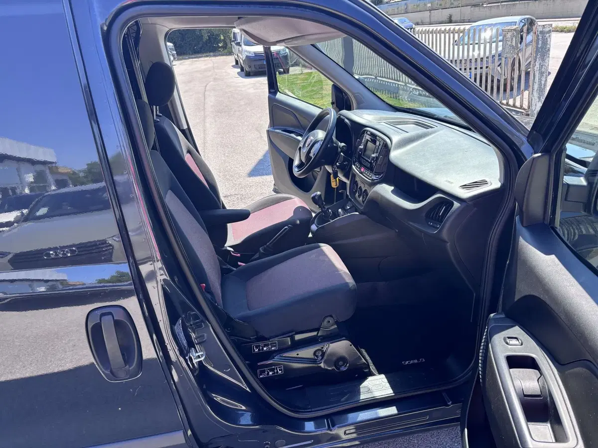 Fiat Doblò Furgone usata a Ancona (13)