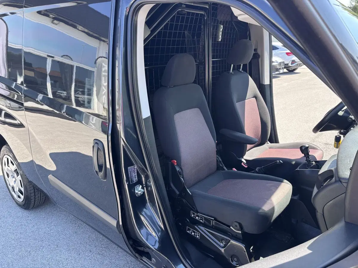 Fiat Doblò Furgone usata a Ancona (14)