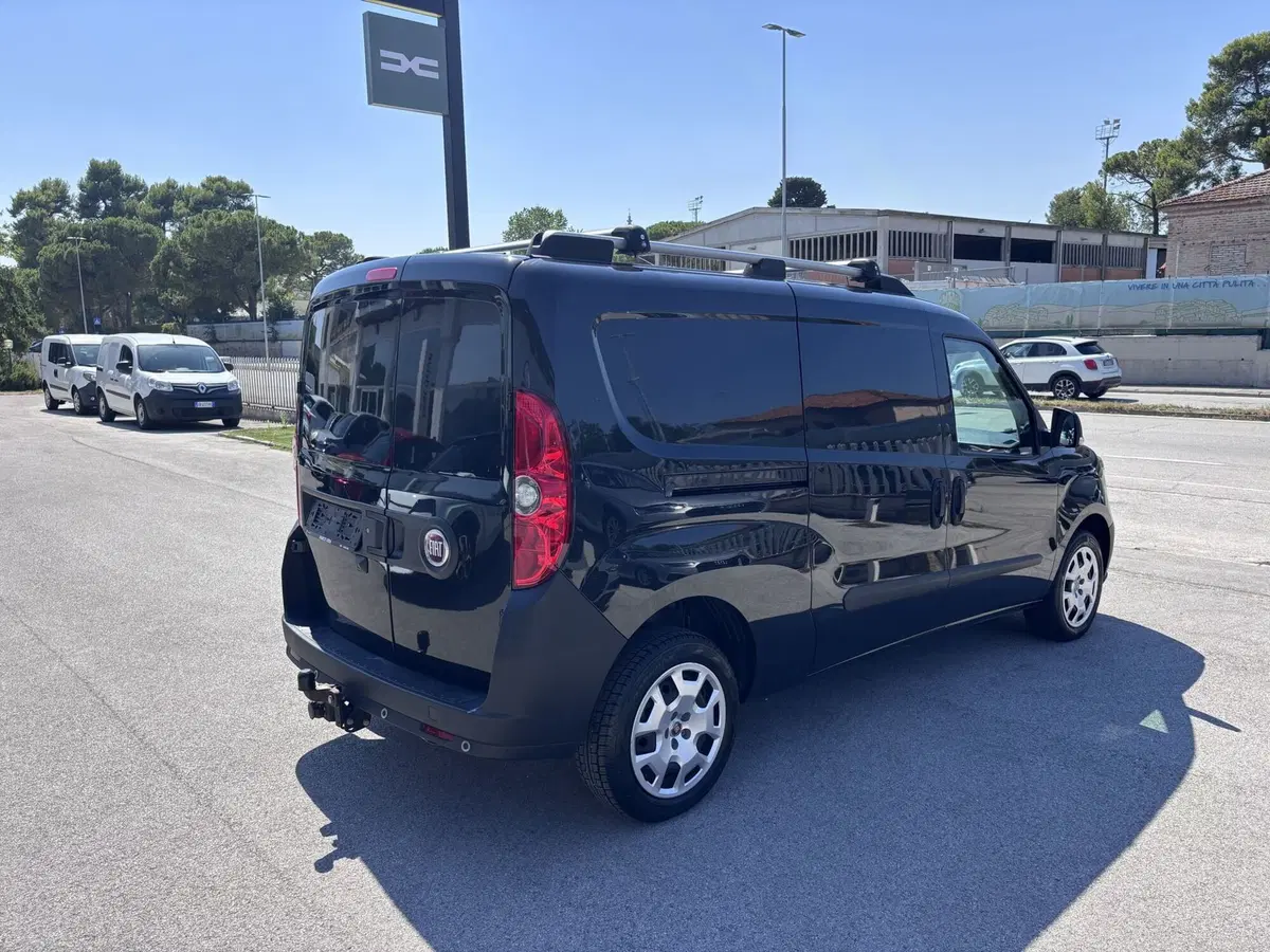 Fiat Doblò Furgone usata a Ancona (5)