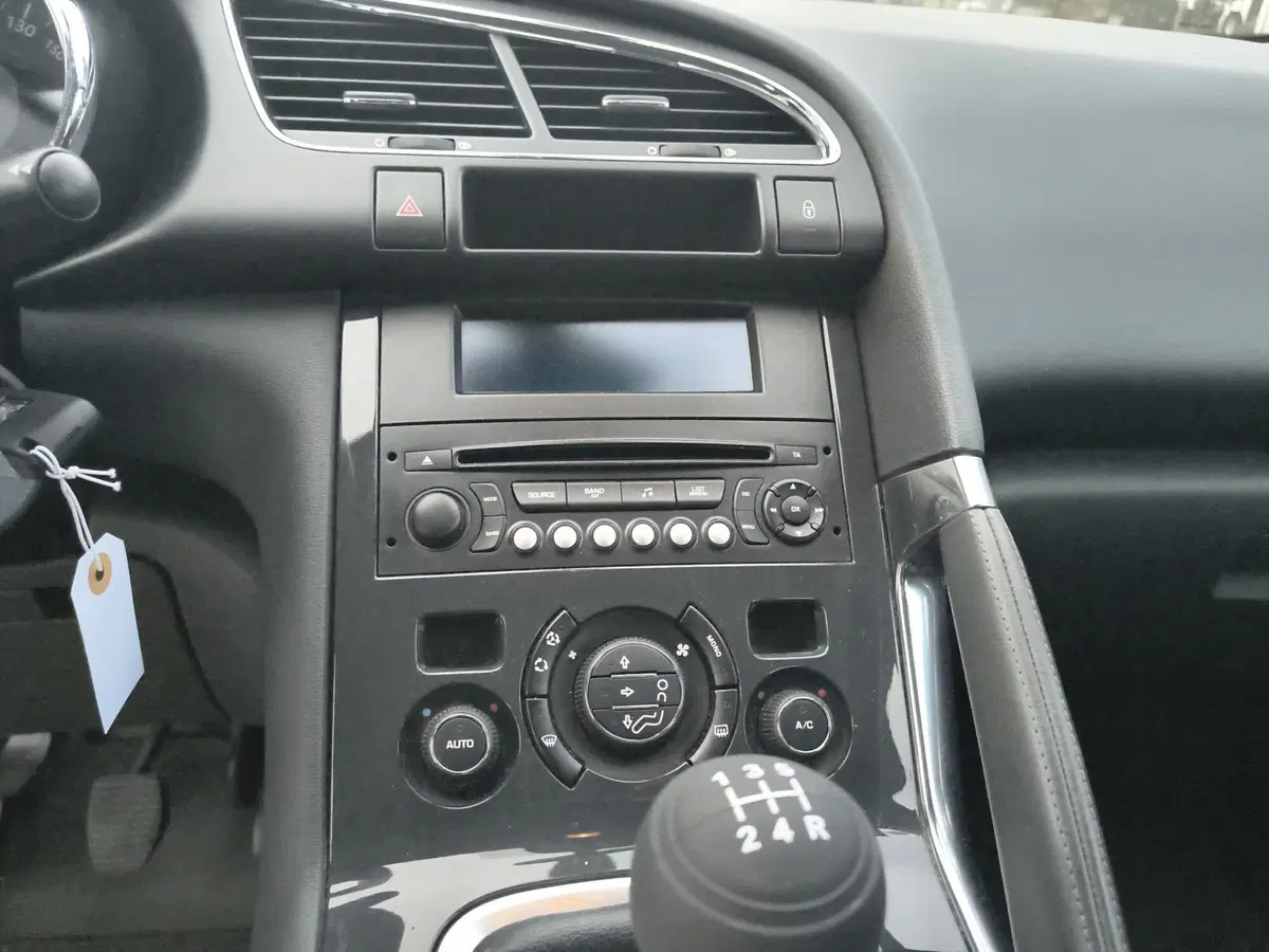 Peugeot 3008 usata a Padova (11)