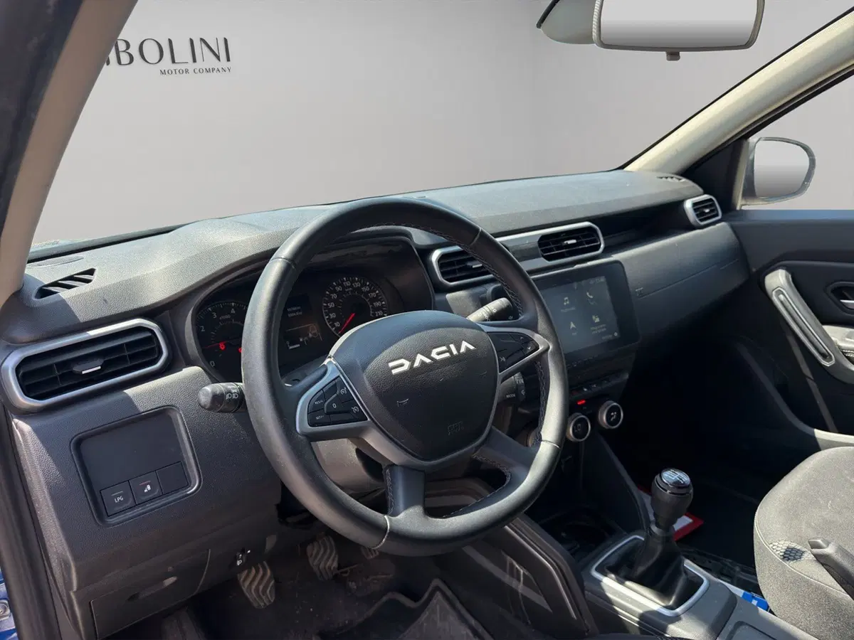 Dacia Duster usata a Macerata (9)