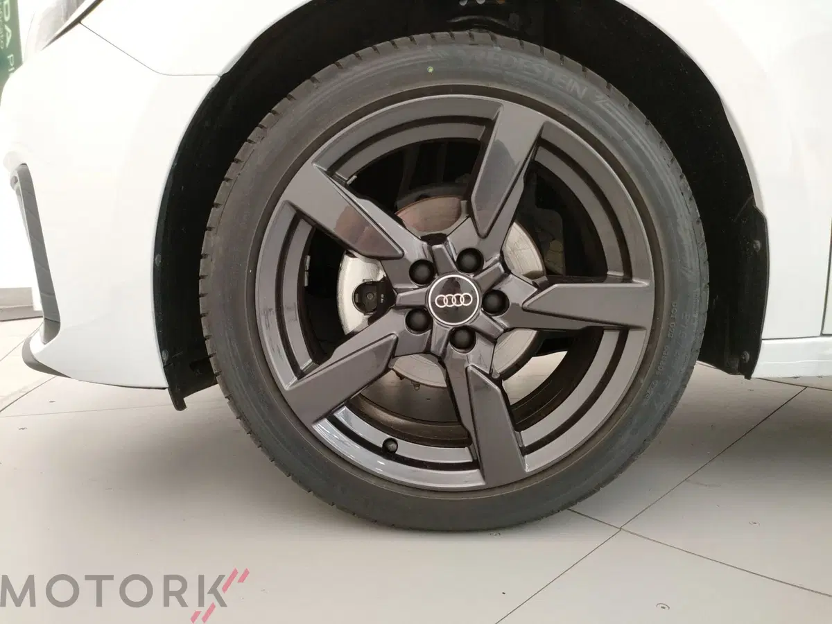 Audi A1 Sportback usata a Varese (6)