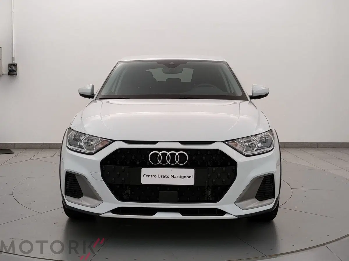 Audi A1 allstreet usata a Varese (2)