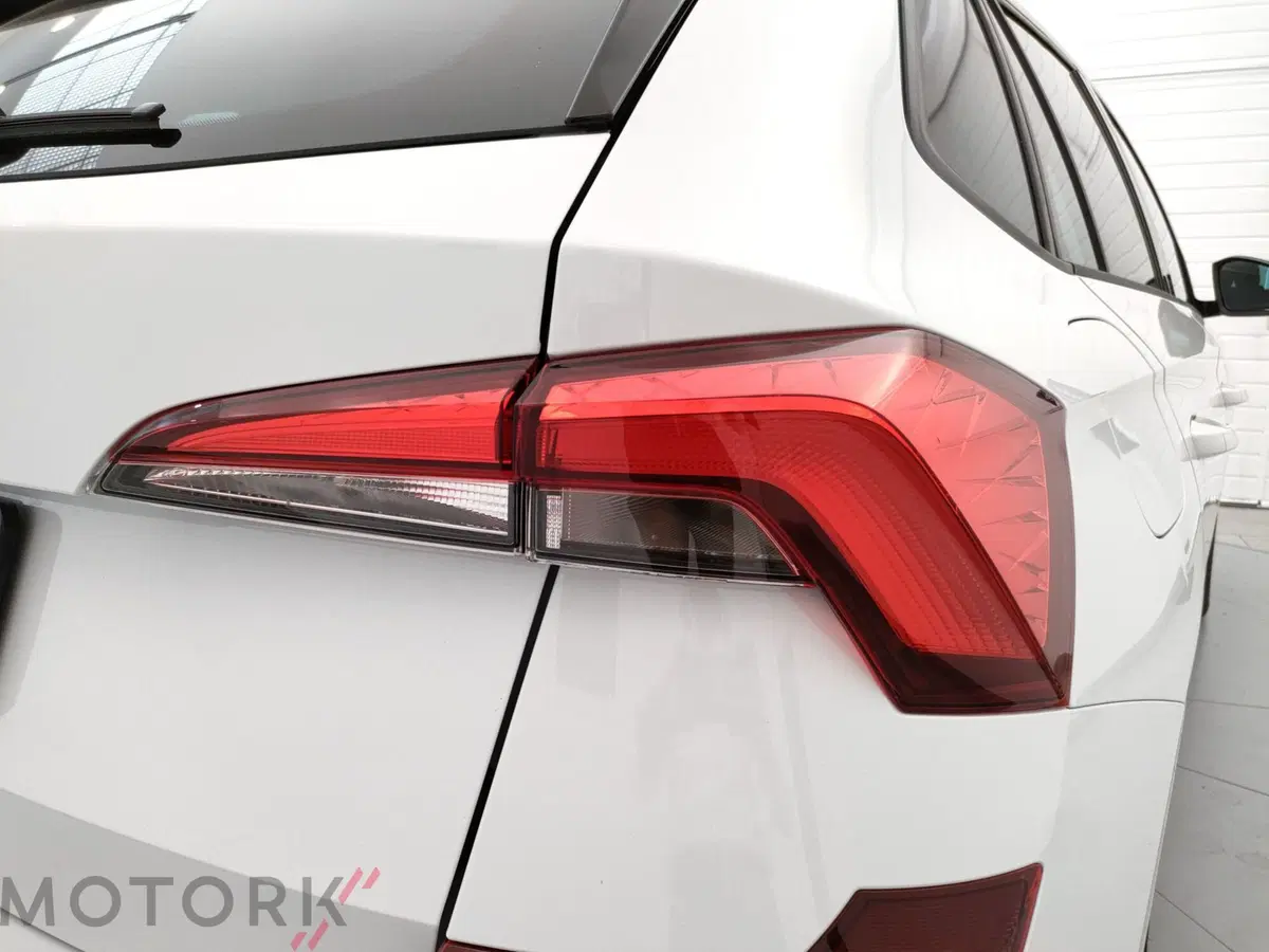 Skoda Kamiq nuova a Varese (8)