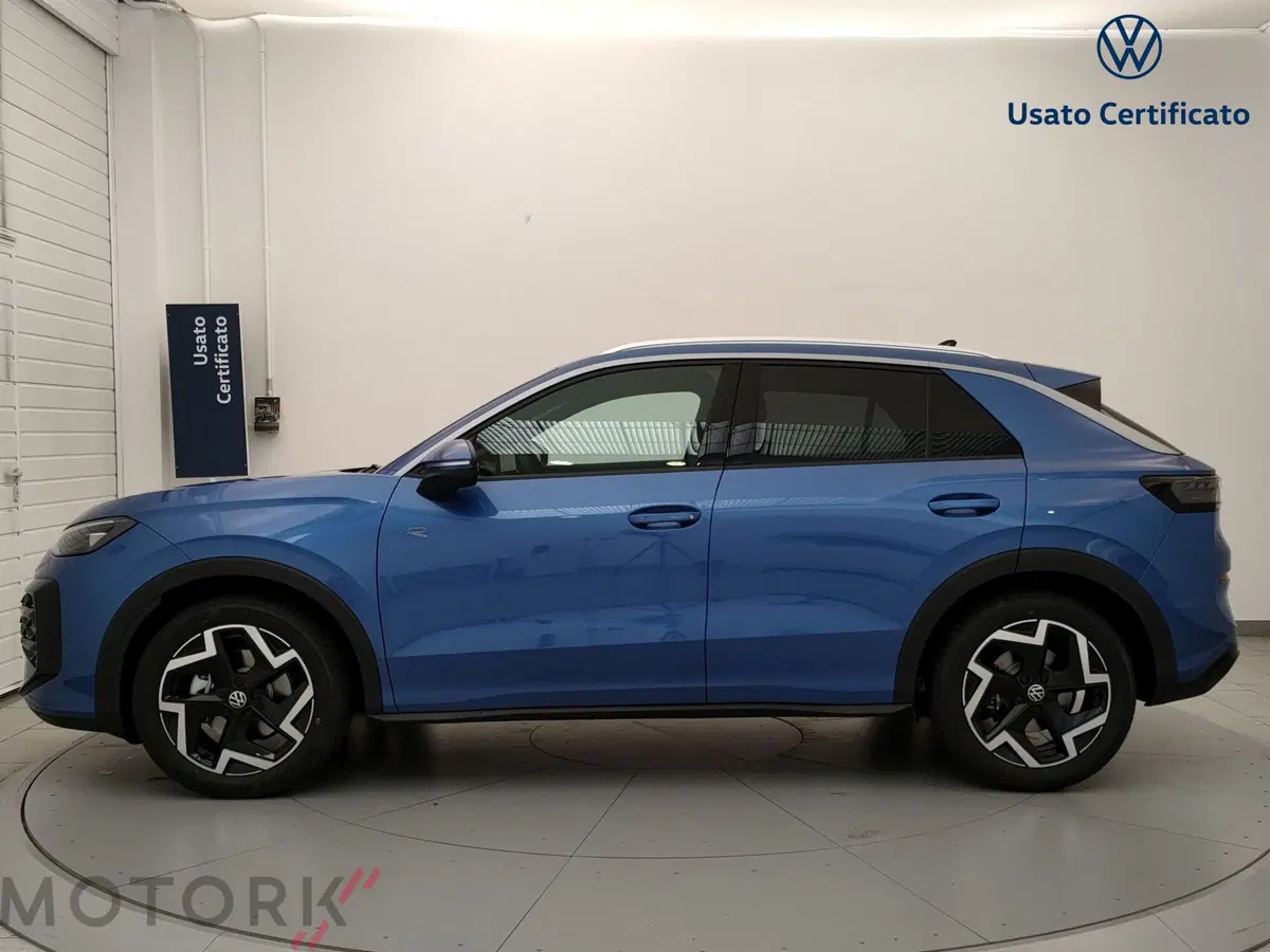 Volkswagen T-Roc nuova a Varese (3)