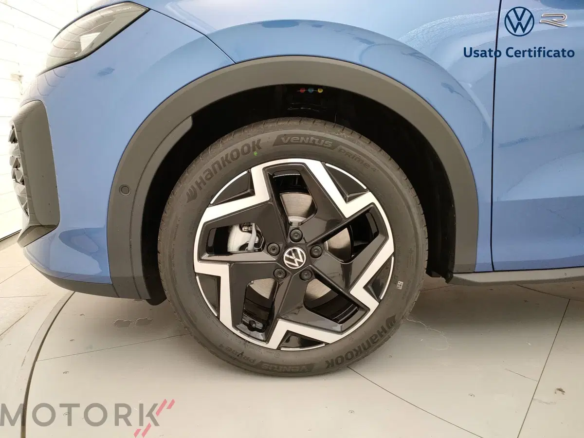 Volkswagen T-Roc nuova a Varese (6)