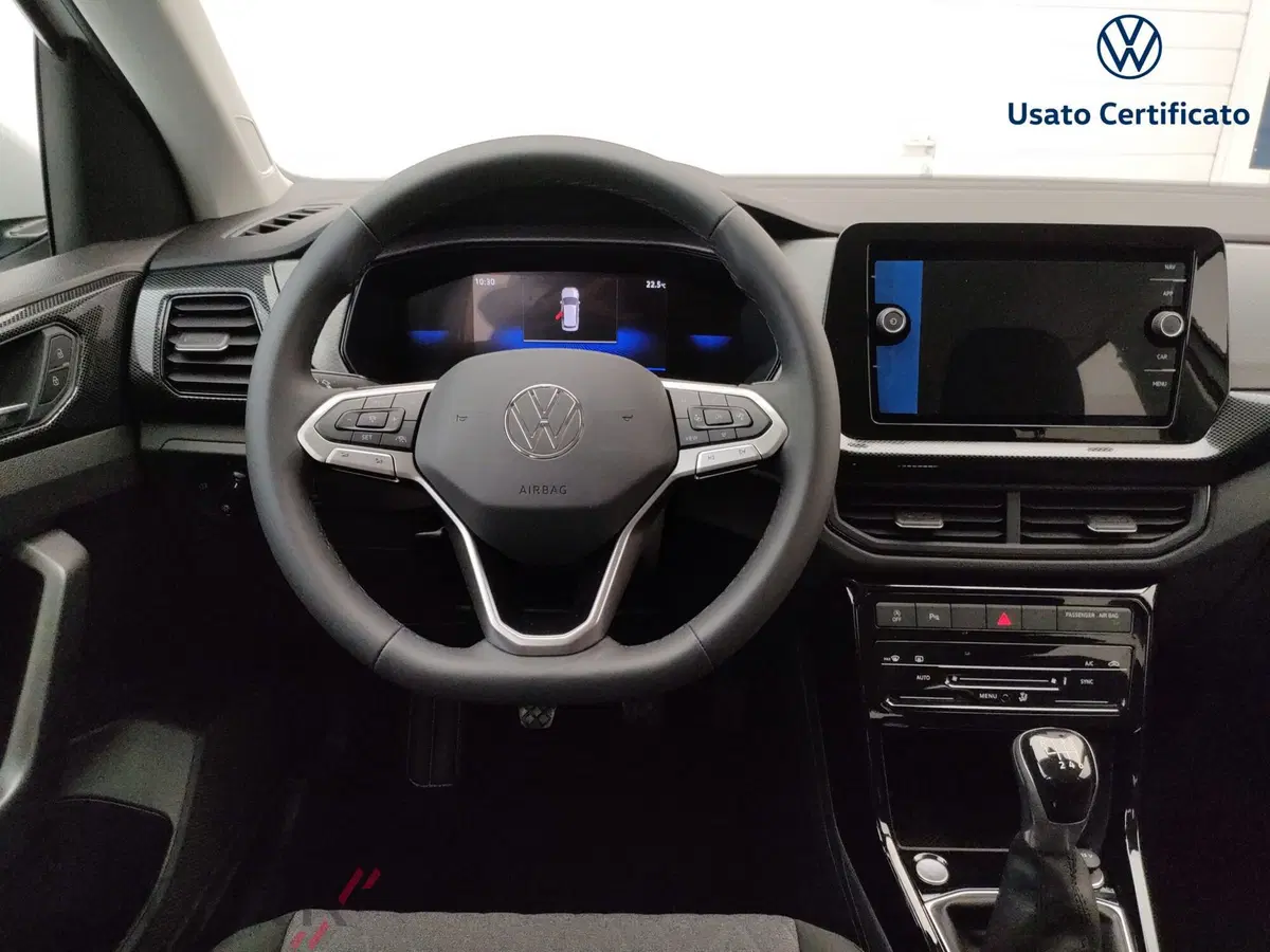 Volkswagen T-Cross nuova a Varese (10)