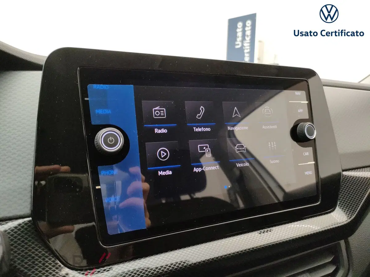 Volkswagen T-Cross nuova a Varese (12)