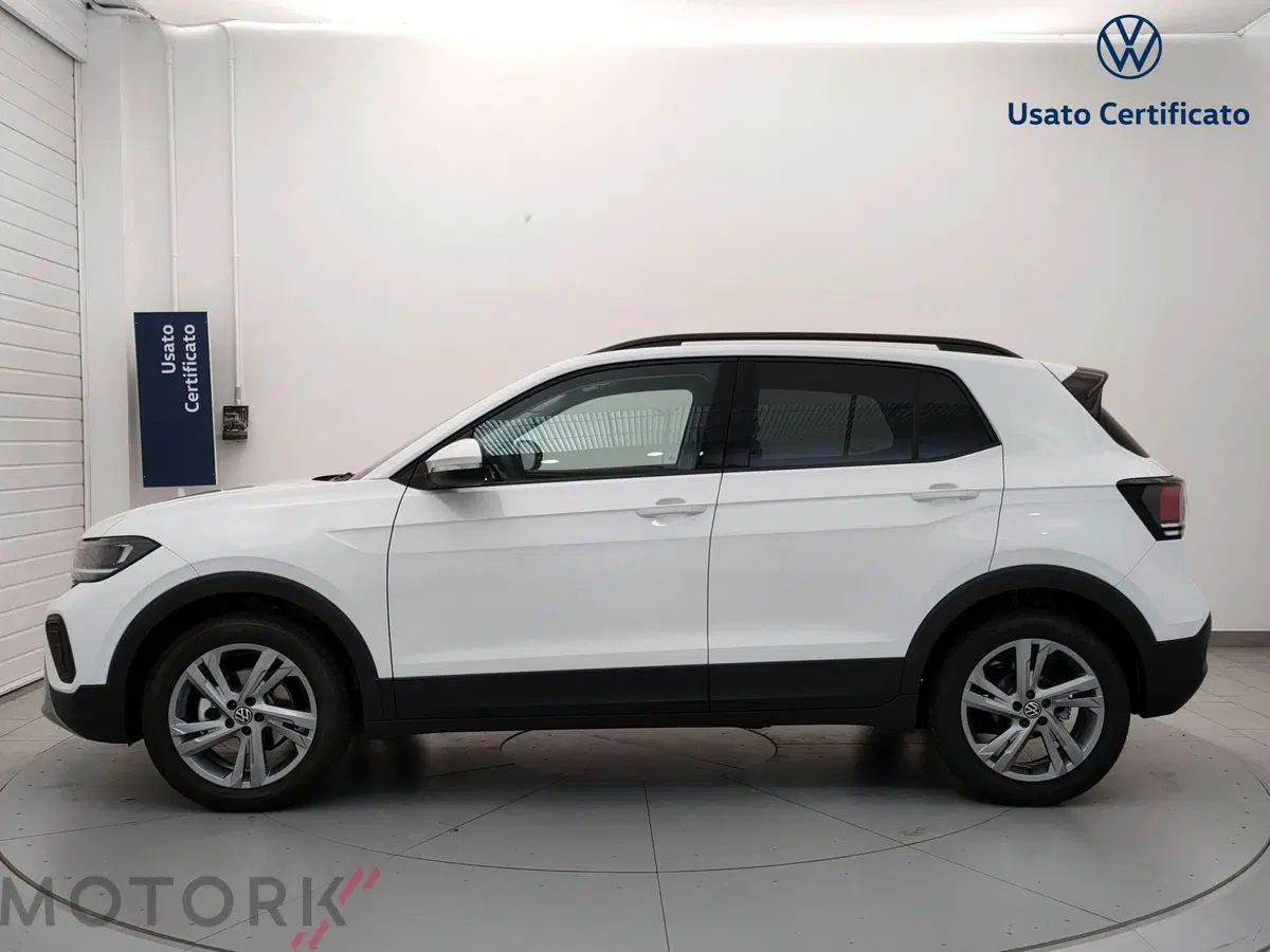 Volkswagen T-Cross nuova a Varese (3)