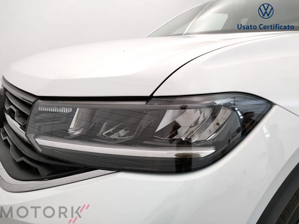 Volkswagen T-Cross nuova a Varese (6)