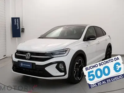 Volkswagen Taigo 1.0 tsi R-Line 115cv dsg nuova a Busto Arsizio
