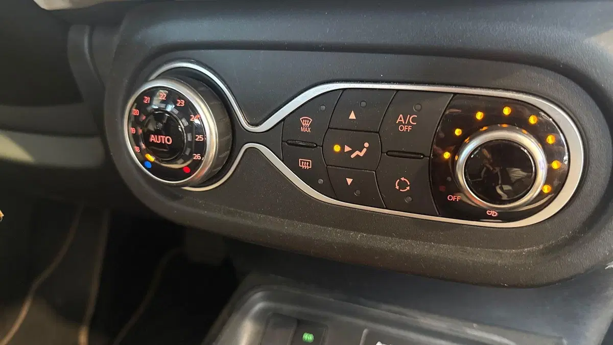Renault Twingo usata a Padova (12)