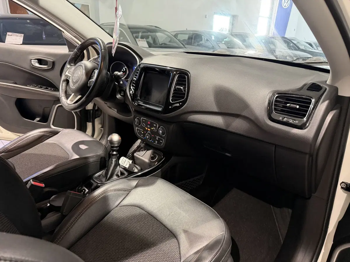 Jeep Compass usata a Genova (10)