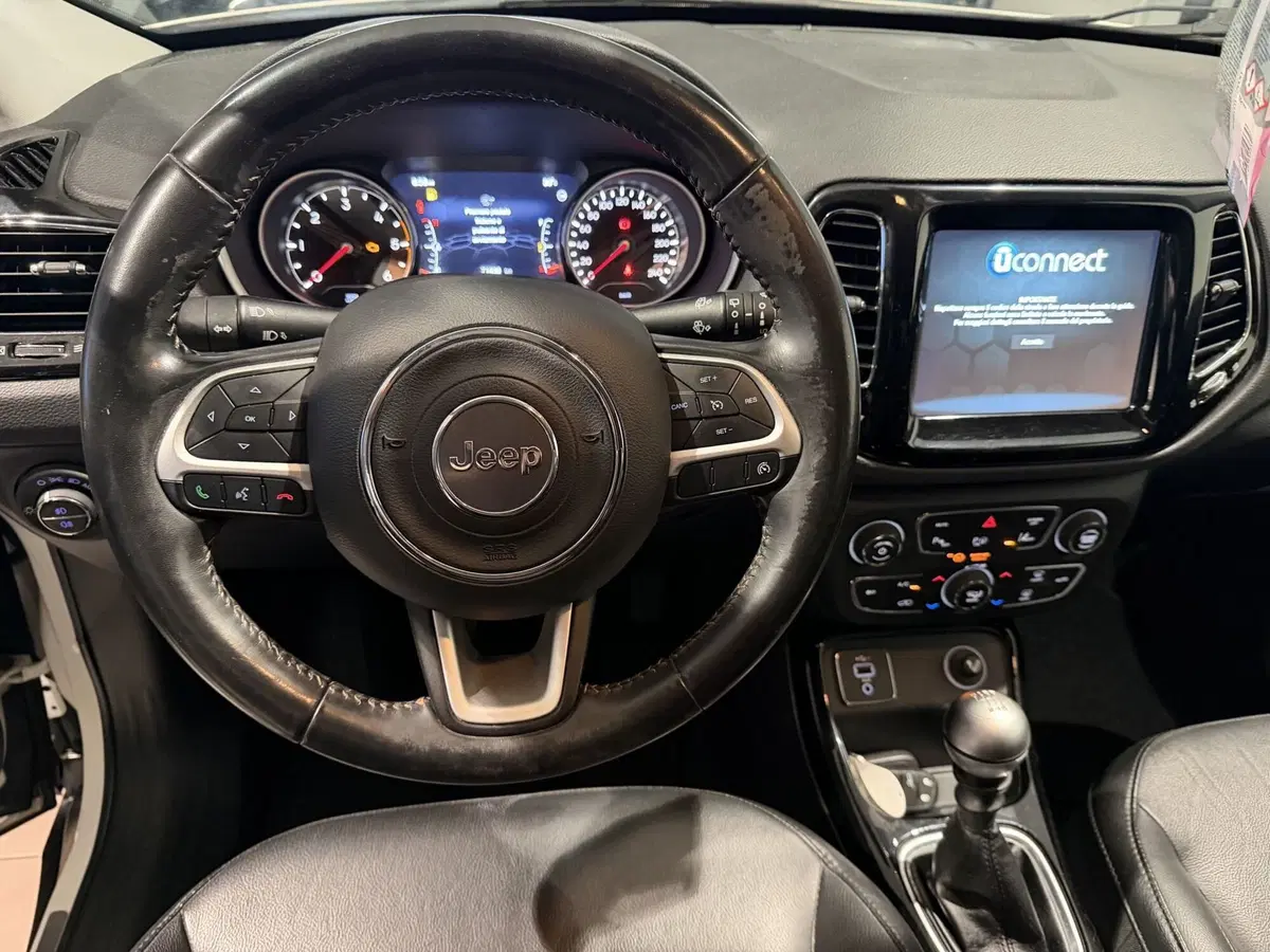 Jeep Compass usata a Genova (11)