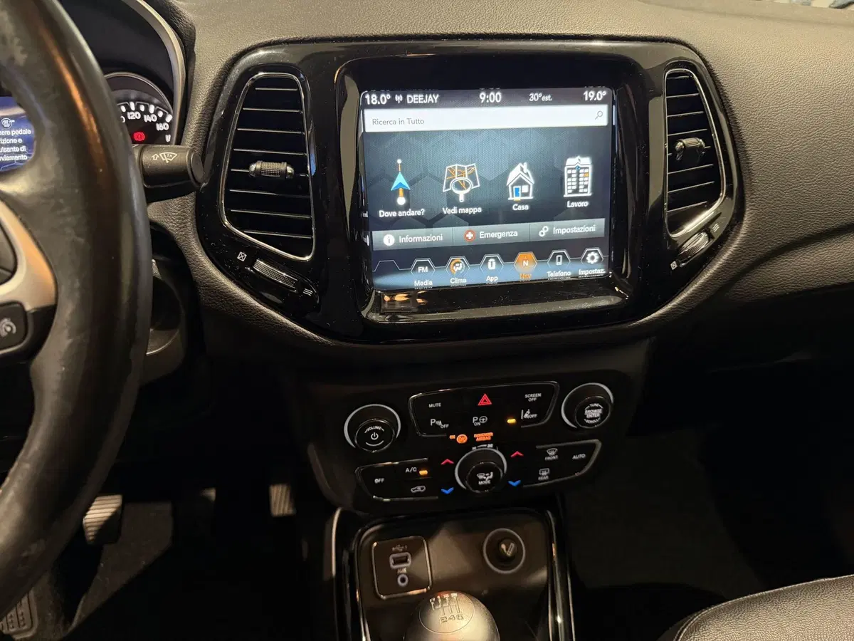 Jeep Compass usata a Genova (13)