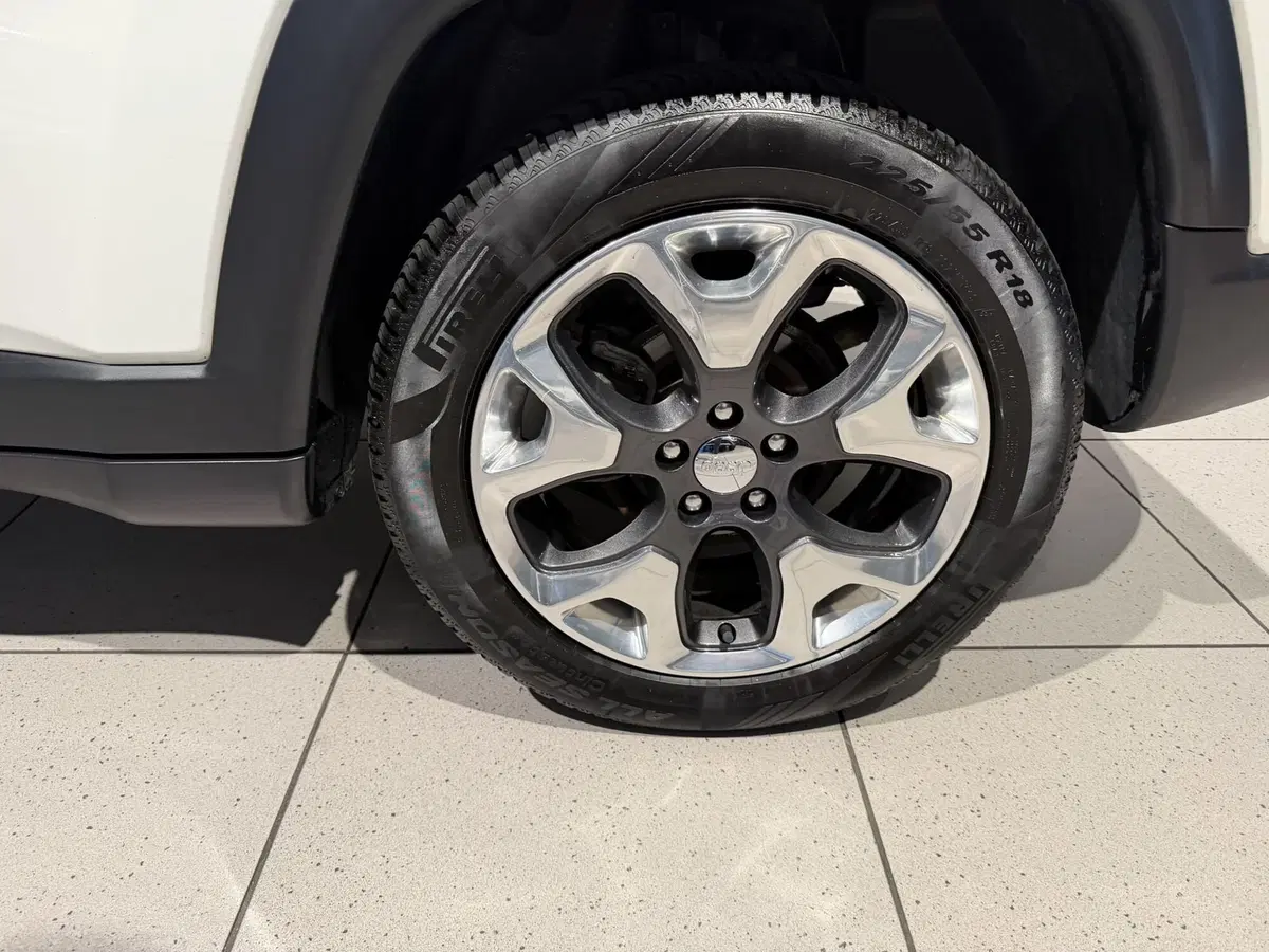 Jeep Compass usata a Genova (14)