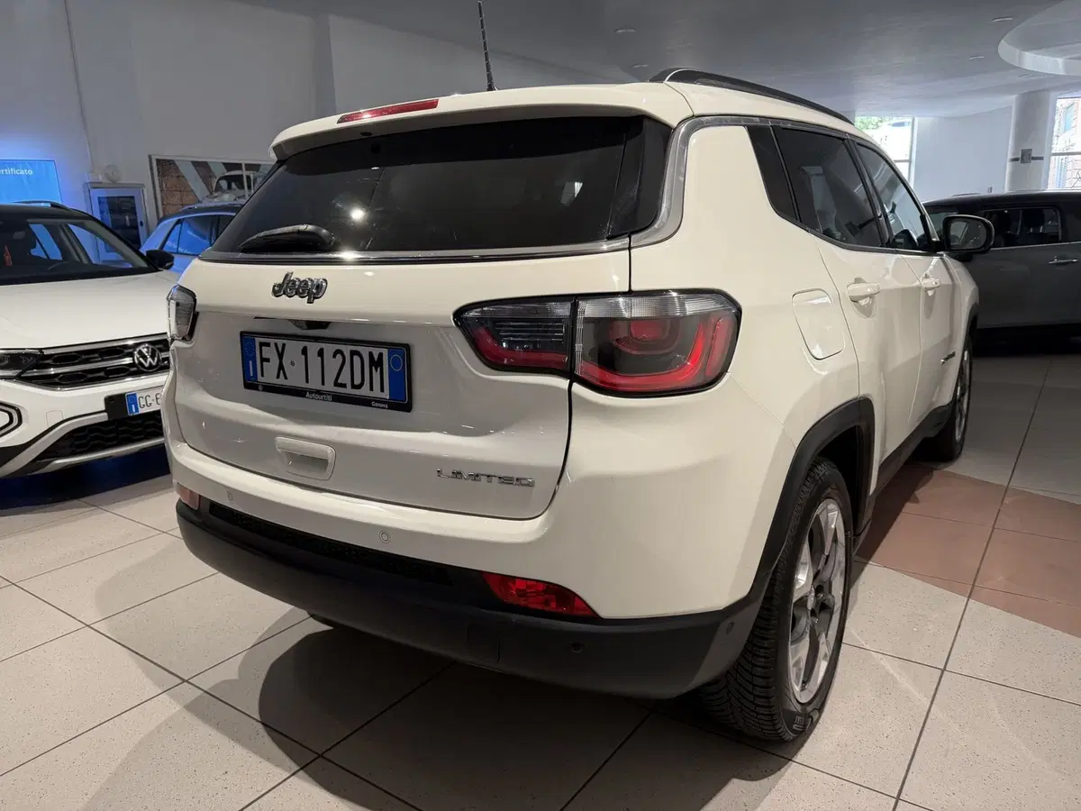 Jeep Compass usata a Genova (5)