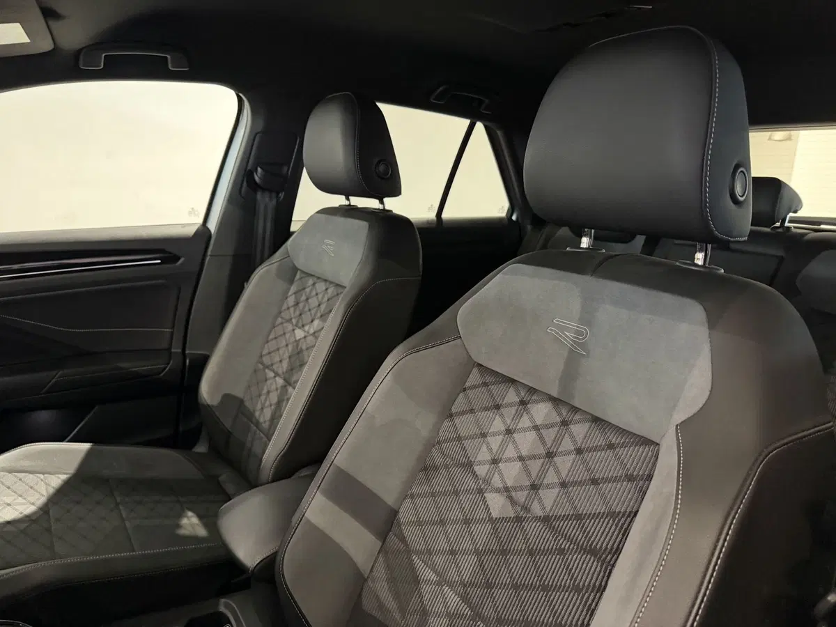 Volkswagen T-Roc usata a Genova (10)