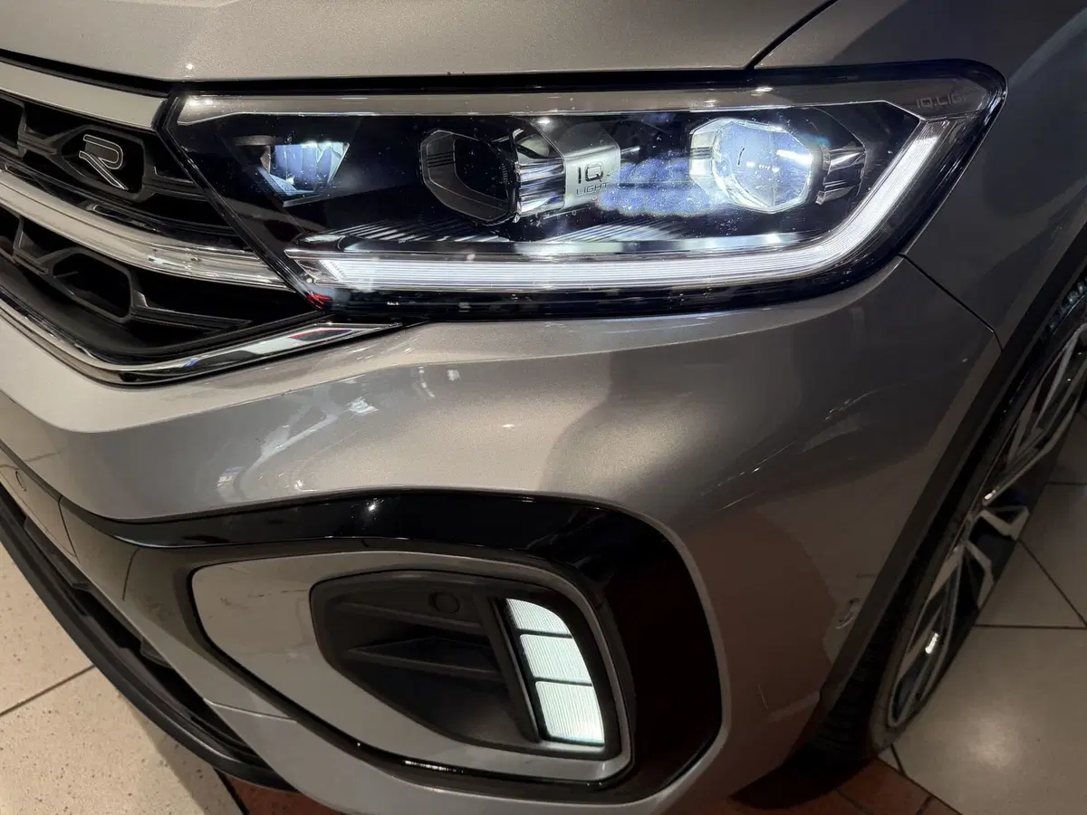 Volkswagen T-Roc usata a Genova (8)