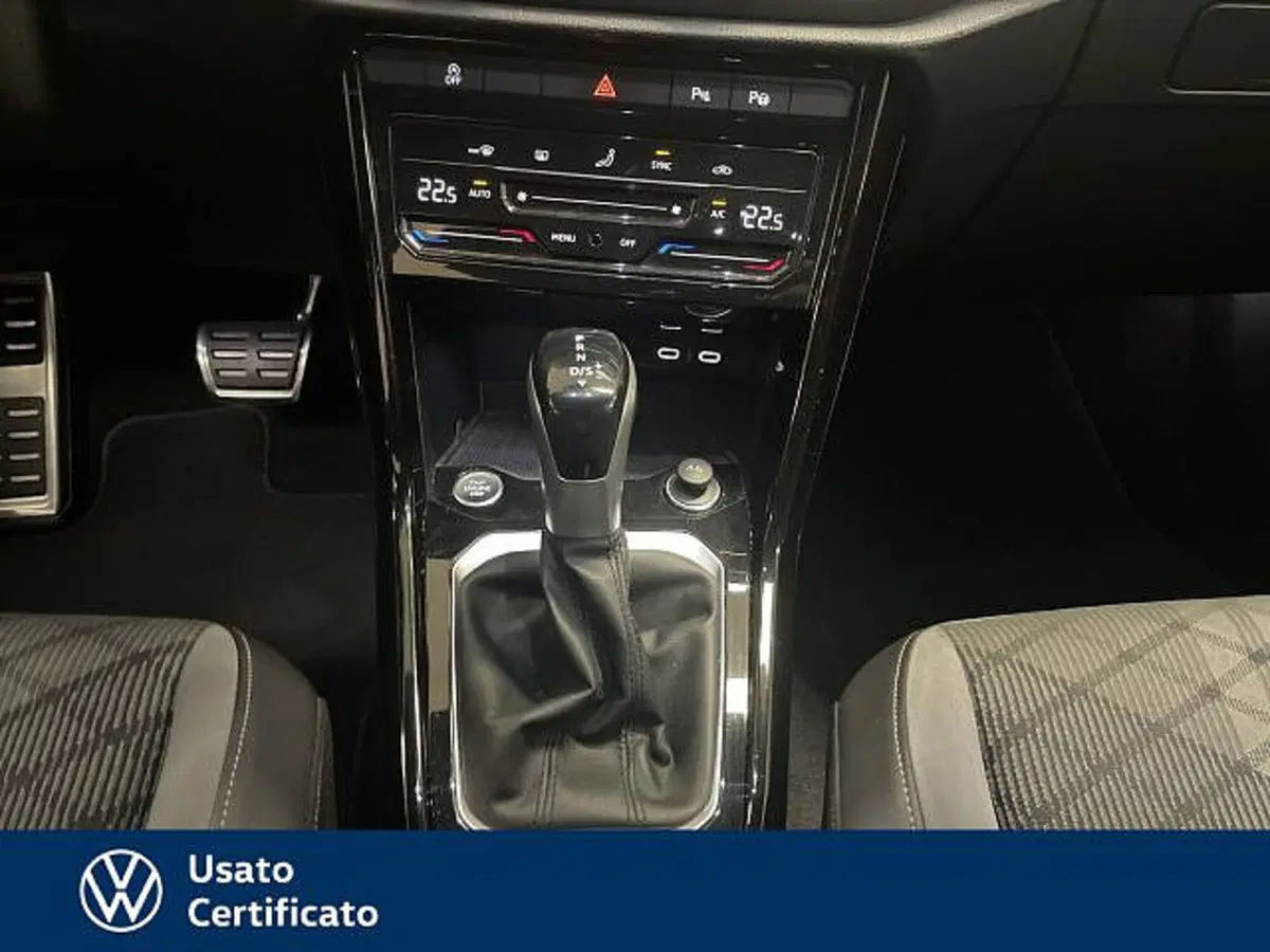 Volkswagen T-Roc usata a Vicenza (11)