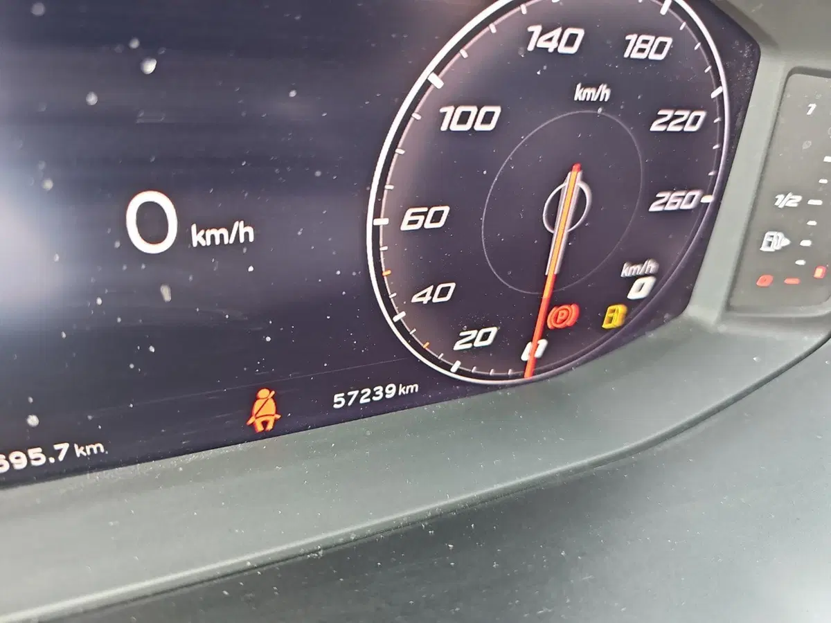 SEAT Ibiza usata a Lecco (15)