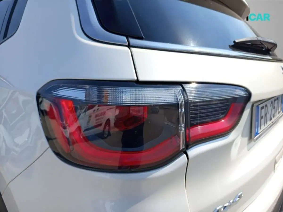 Jeep Compass usata a Frosinone (12)
