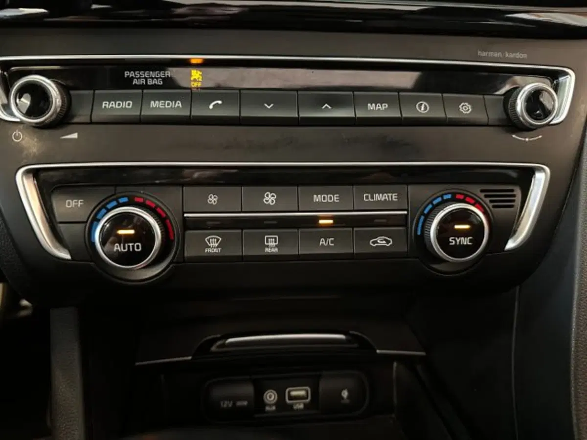 Kia Optima Sport Wagon usata a Vicenza (14)