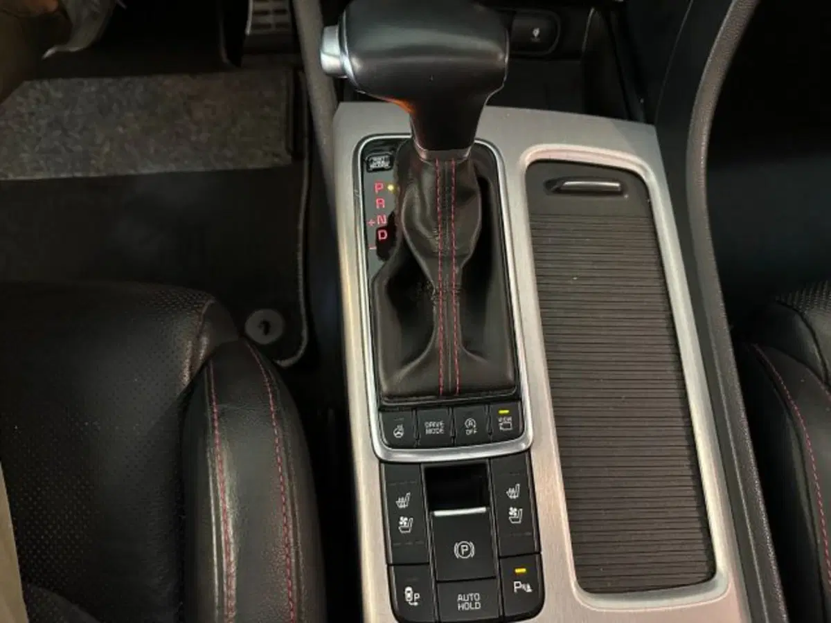 Kia Optima Sport Wagon usata a Vicenza (15)