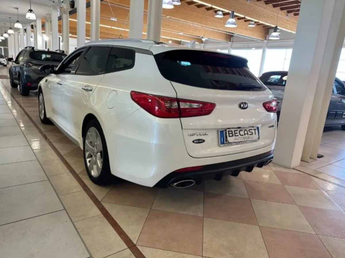 Kia Optima Sport Wagon usata a Vicenza (4)