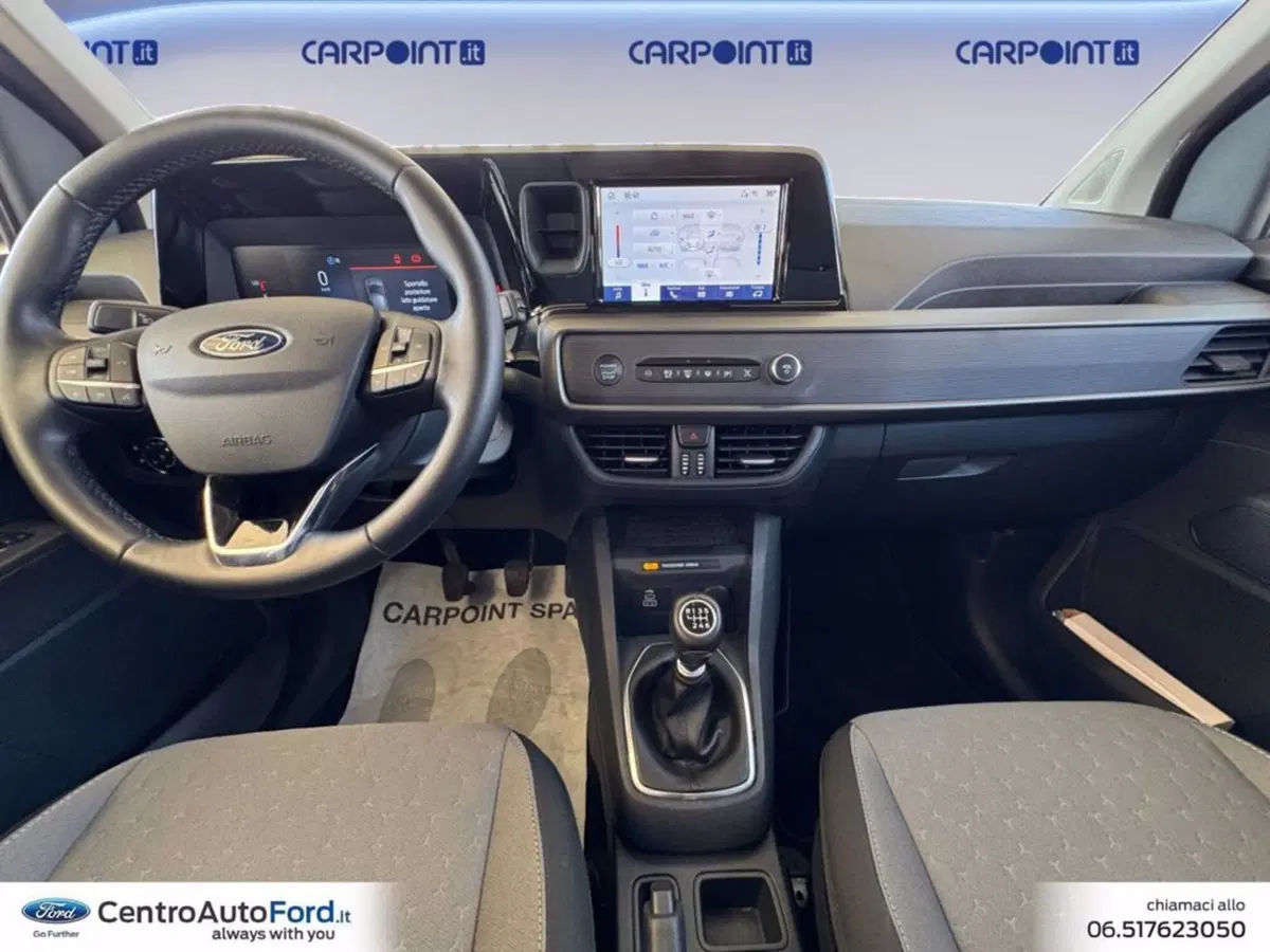 Ford Tourneo Courier usata a Roma (10)