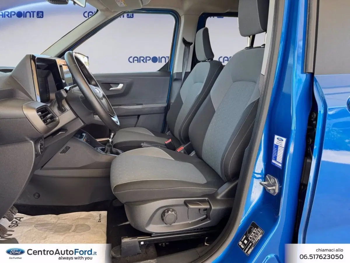 Ford Tourneo Courier usata a Roma (9)