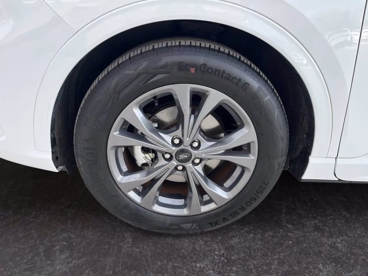 Ford Kuga usata a Milano (9)