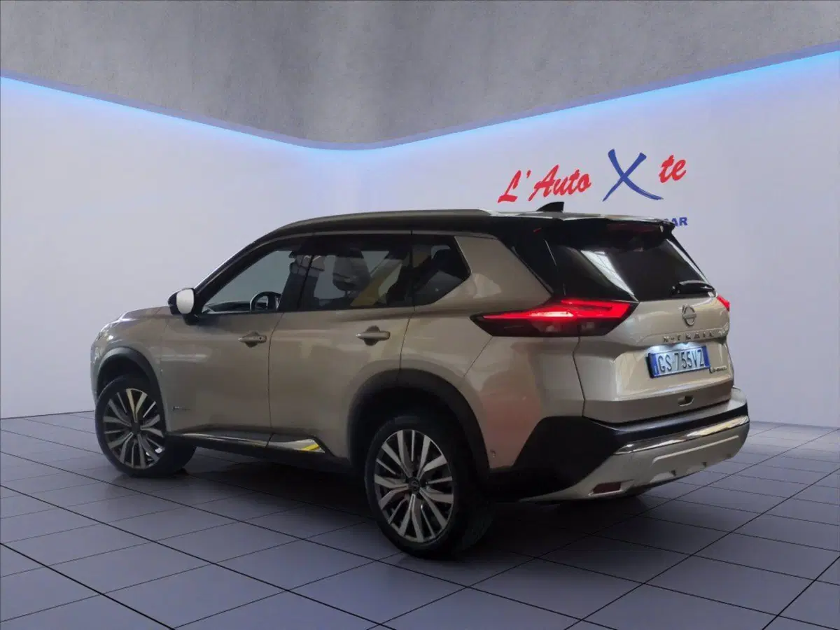 Nissan X-Trail usata a Milano (4)