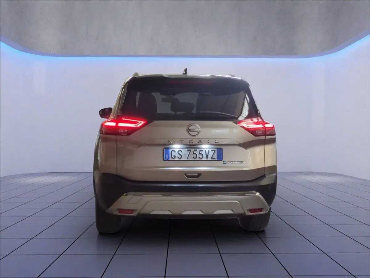 Nissan X-Trail usata a Milano (5)
