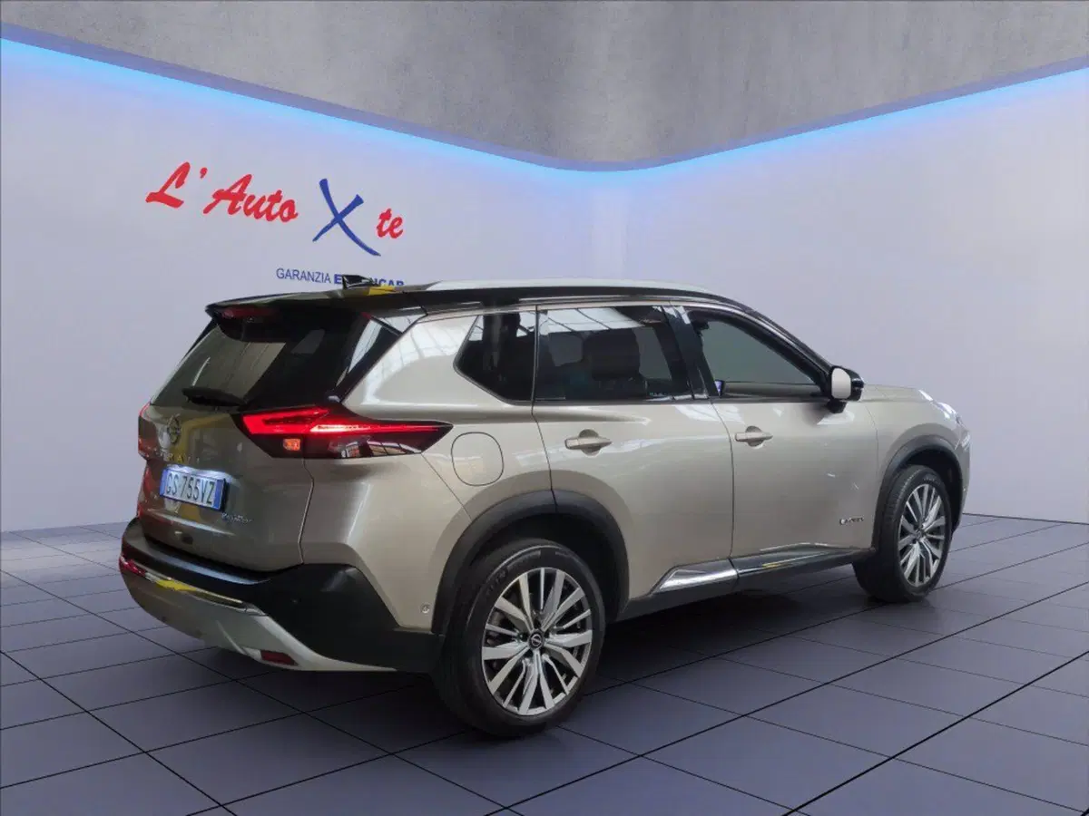 Nissan X-Trail usata a Milano (6)